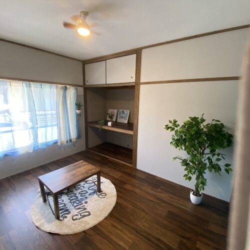 1階洋室6畳 (居間)